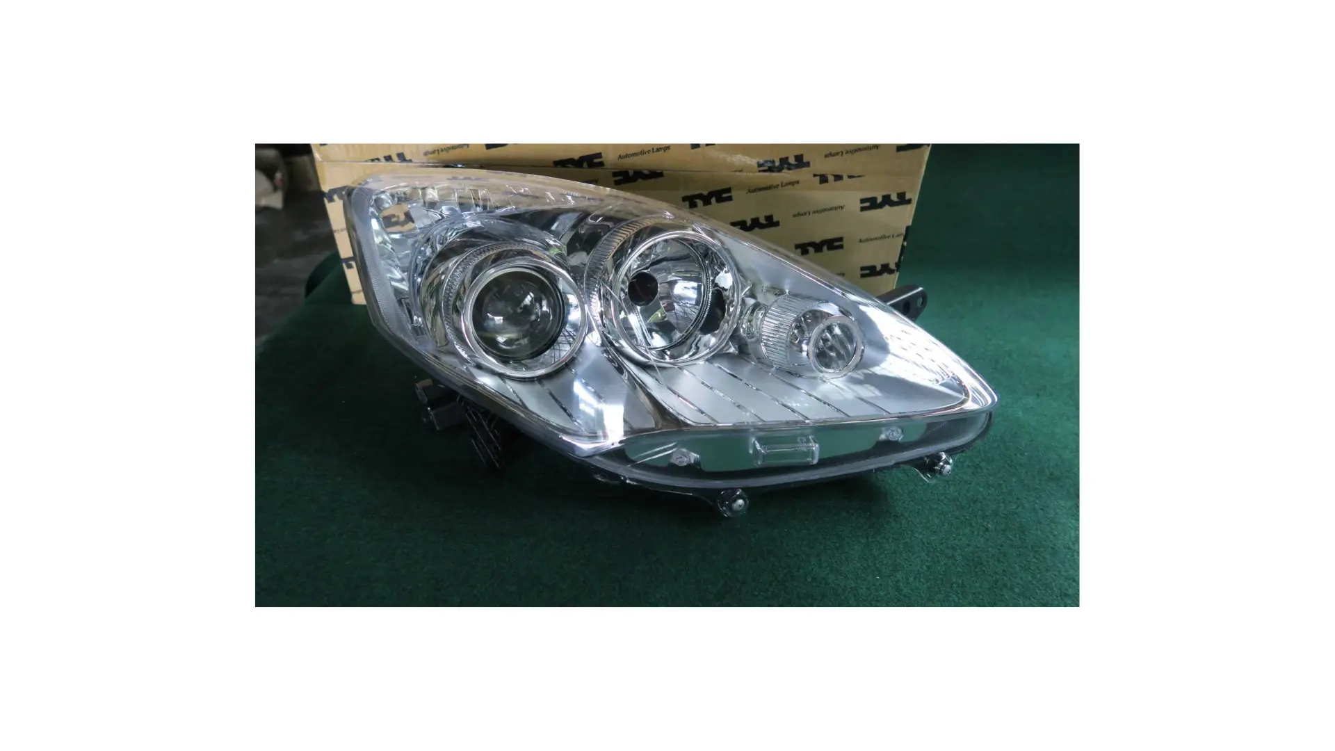HEAD LAMP , PERODUA ALZA 14' NM RIGHT -LOCAL *CLEAR*APR25* *